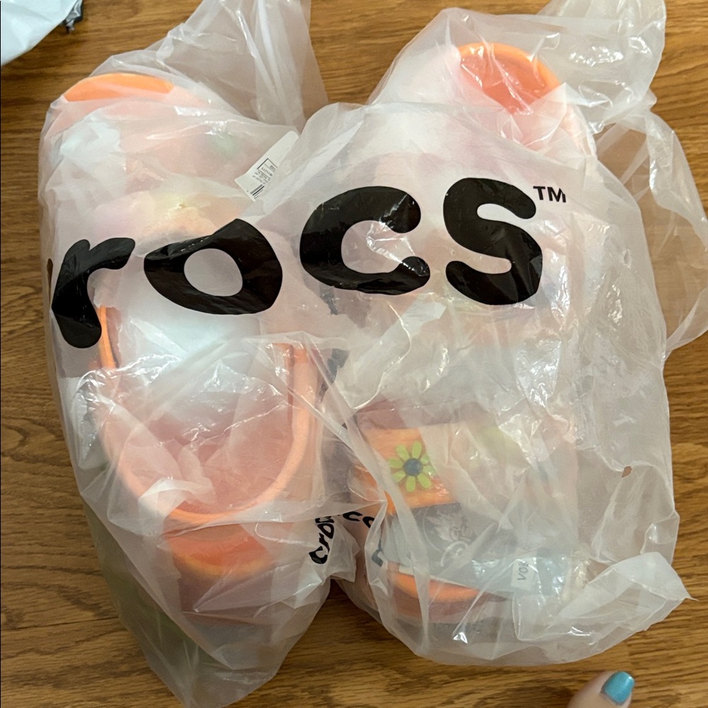 brand new lizzie mcguire crocs CROCS Vibrant Orange Clogs